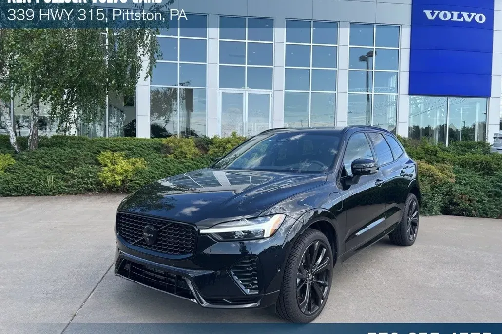2024 Volvo XC60 Recharge Hybrid Ultimate photo 1