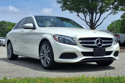 2017 Mercedes Benz C 300 4MATIC photo 2