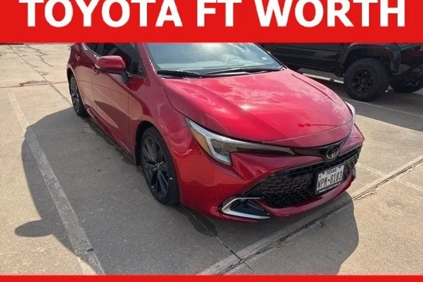 2025 Toyota Corolla XSE photo 1