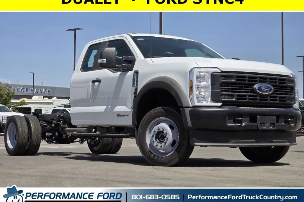 2025 Ford F-550 XL photo 1