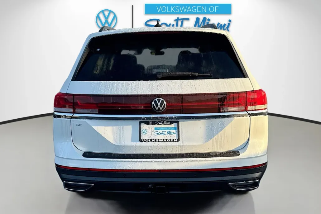 2026 Volkswagen Atlas SE Technology photo 1