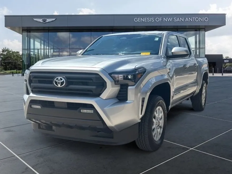 2024 Toyota Tacoma SR5 photo 1