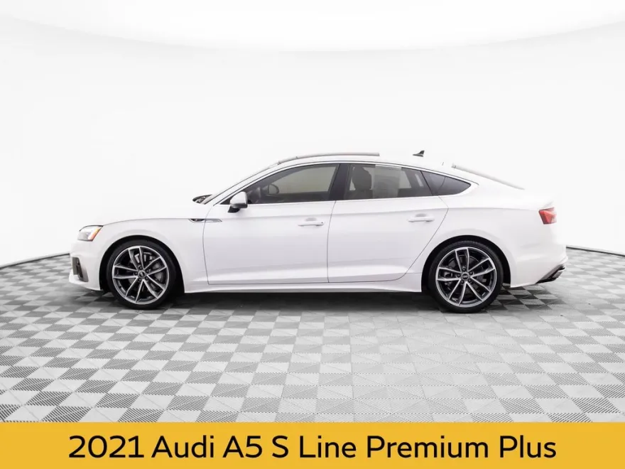 2021 Audi A5 45 S line Premium Plus photo 1