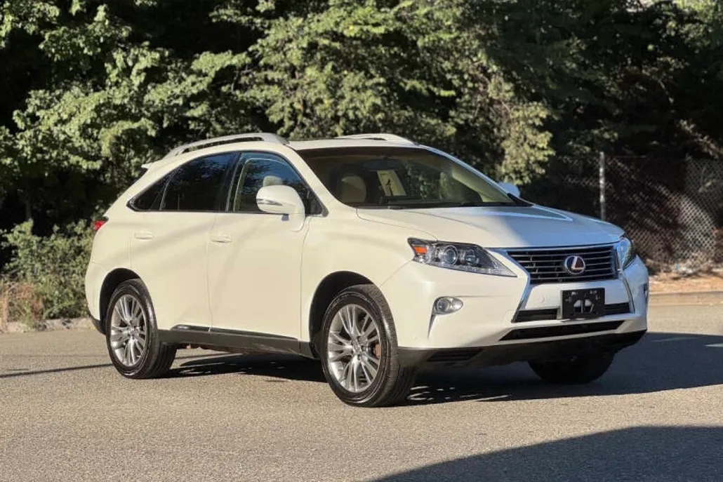 2013 Lexus RX 450h photo 1