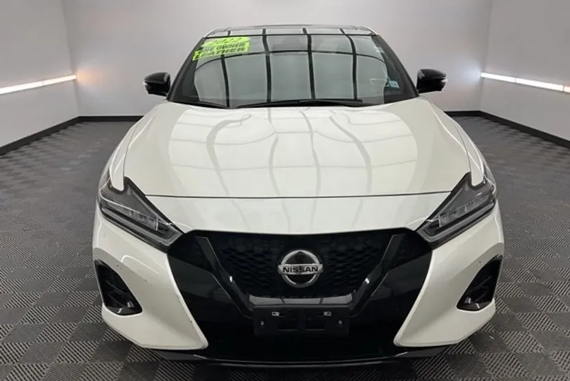 2022 Nissan Maxima SR photo 1
