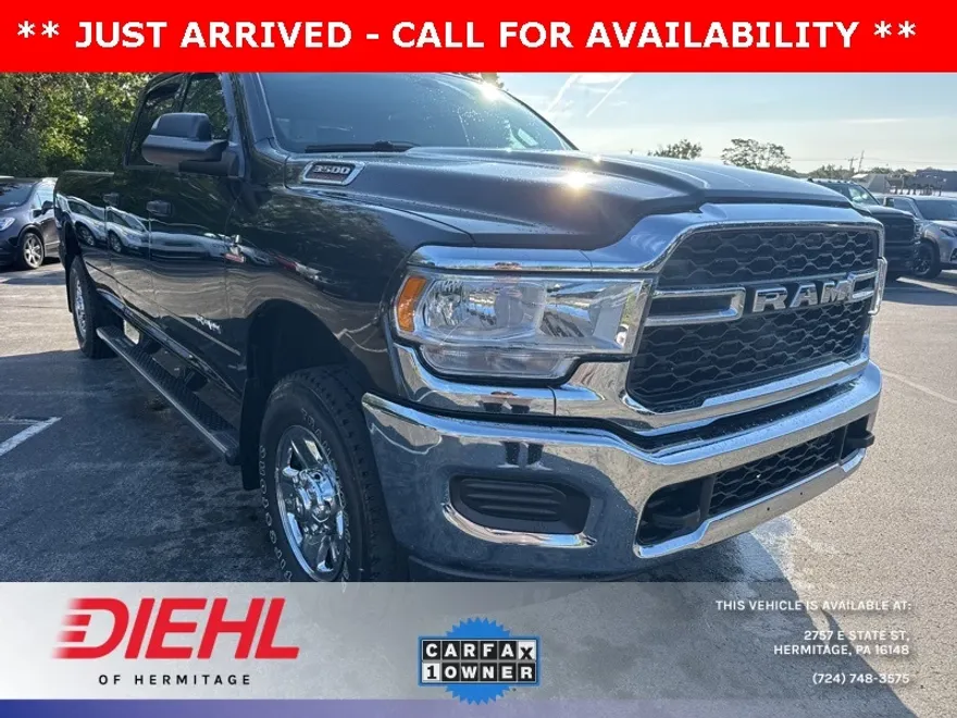 2022 Ram 3500 Tradesman photo 1