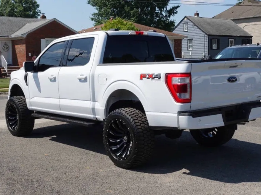2022 Ford F-150 Lariat photo 1