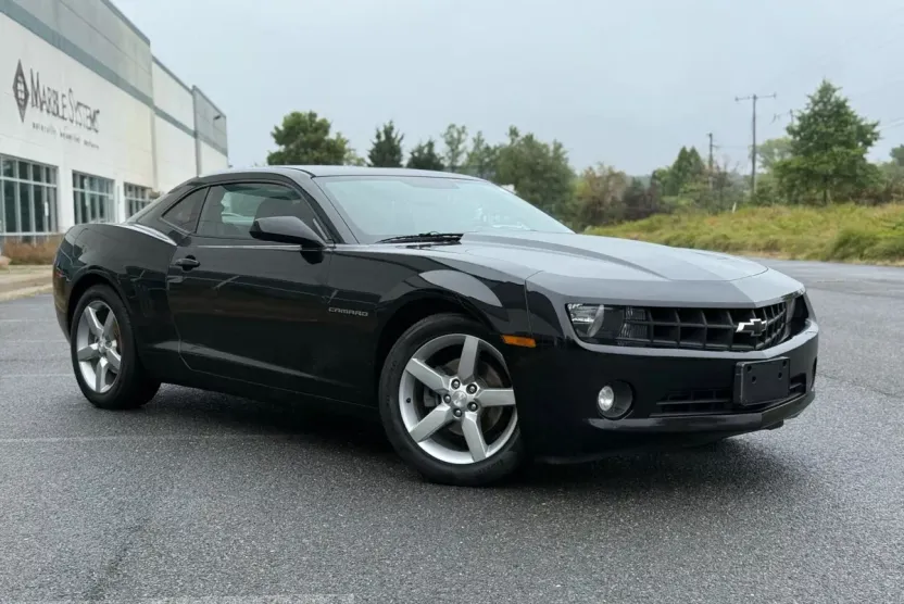 2011 Chevrolet Camaro Coupe photo 1