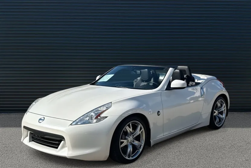 2012 Nissan 370Z Touring photo 1