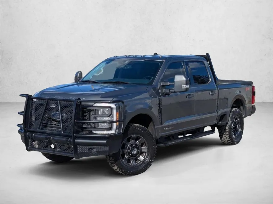 2023 Ford F-250 FX4 photo 1