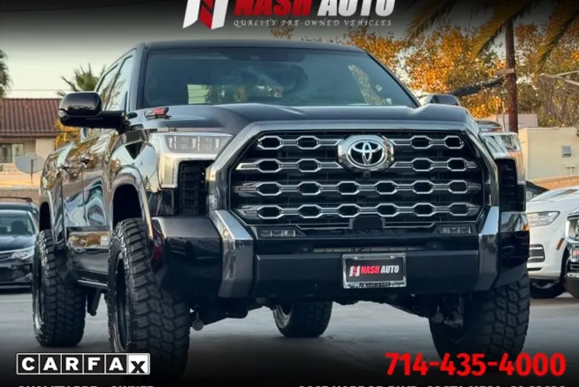 2025 Toyota Tundra CrewMax Platinum photo 1