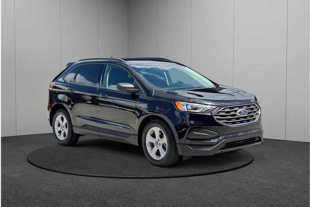 2020 Ford Edge SE Sport photo 1