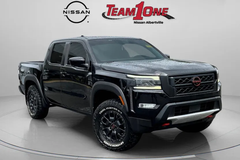 2022 Nissan Frontier PRO-X photo 1