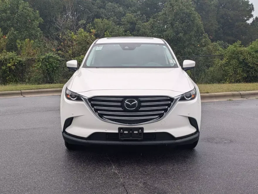 2022 Mazda CX-9 Touring photo 1