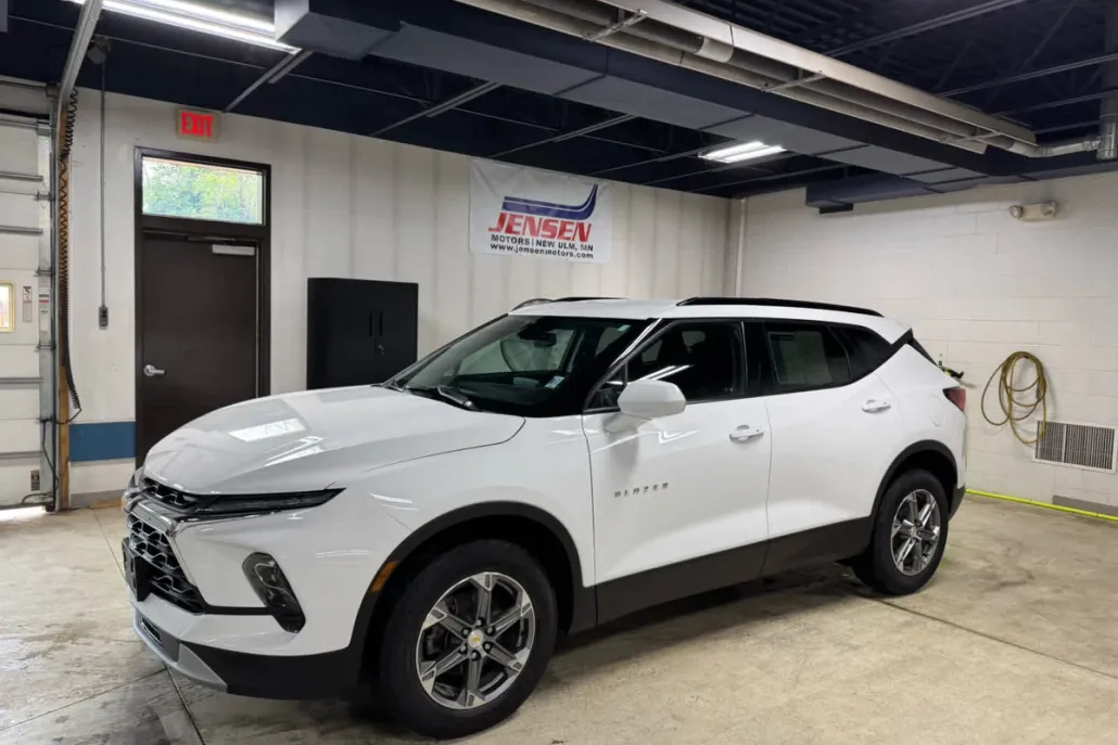 2023 Chevrolet Blazer 2LT photo 1