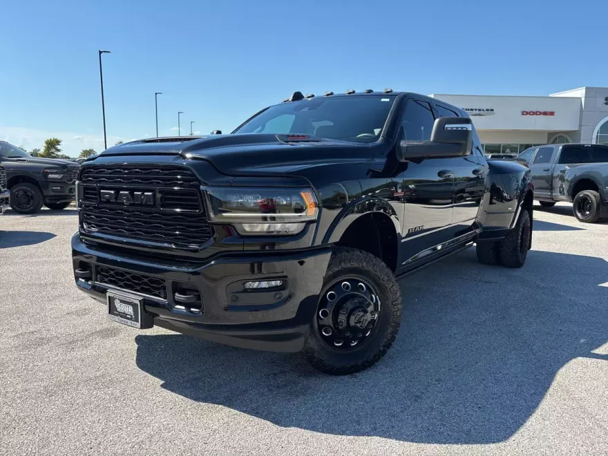 2024 Ram 3500 Limited photo 1