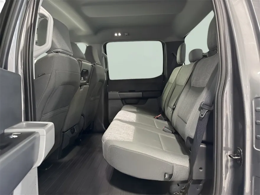 2023 Ford F-150 XLT photo 1