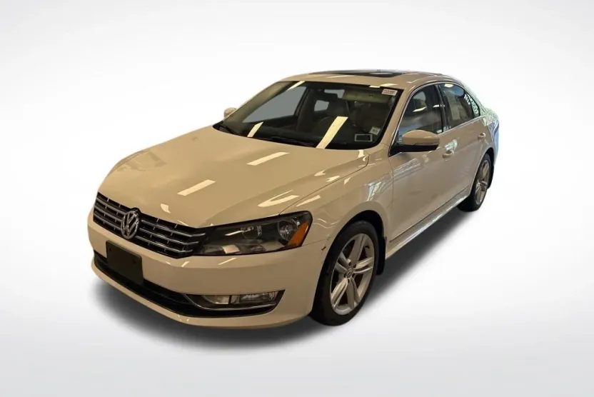 2014 Volkswagen Passat V6 SEL Premium photo 1