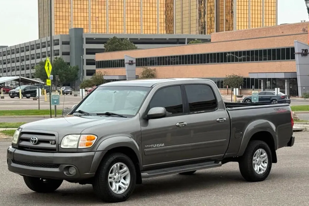2004 Toyota Tundra Limited photo 1