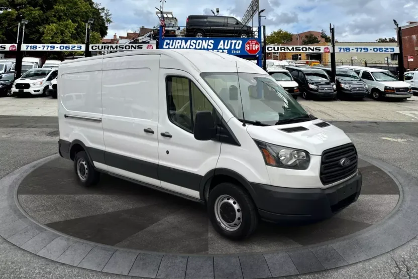 2017 Ford Transit Van photo 1