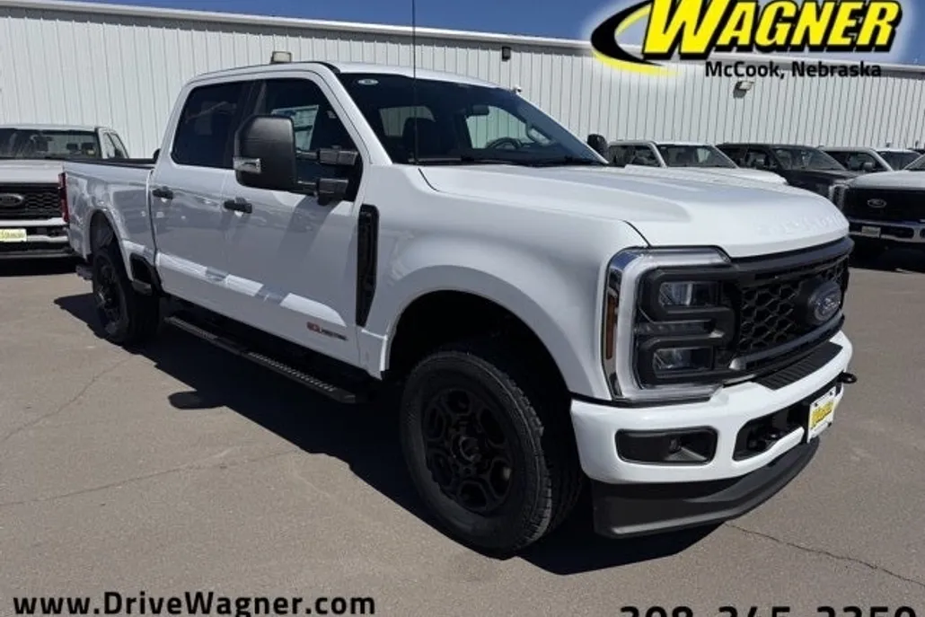 2025 Ford F-250 photo 1