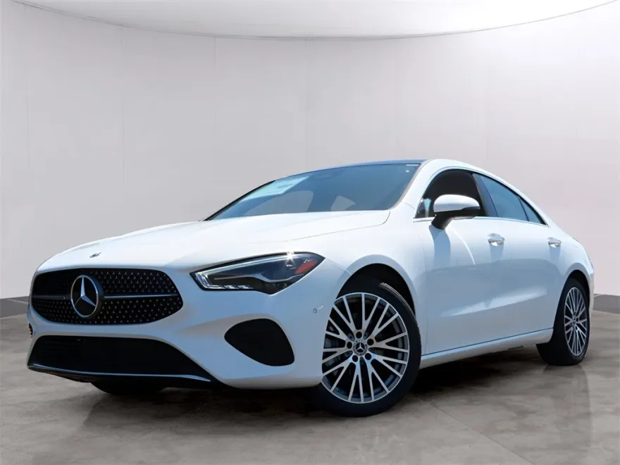 2025 Mercedes Benz CLA 250 4MATIC photo 1