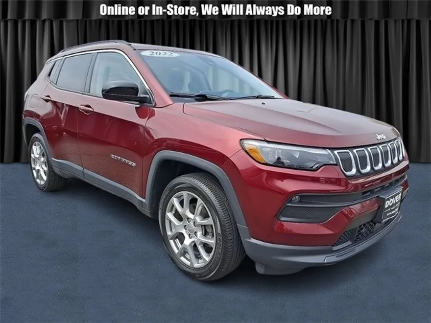 2022 Jeep Compass Latitude Lux photo 1