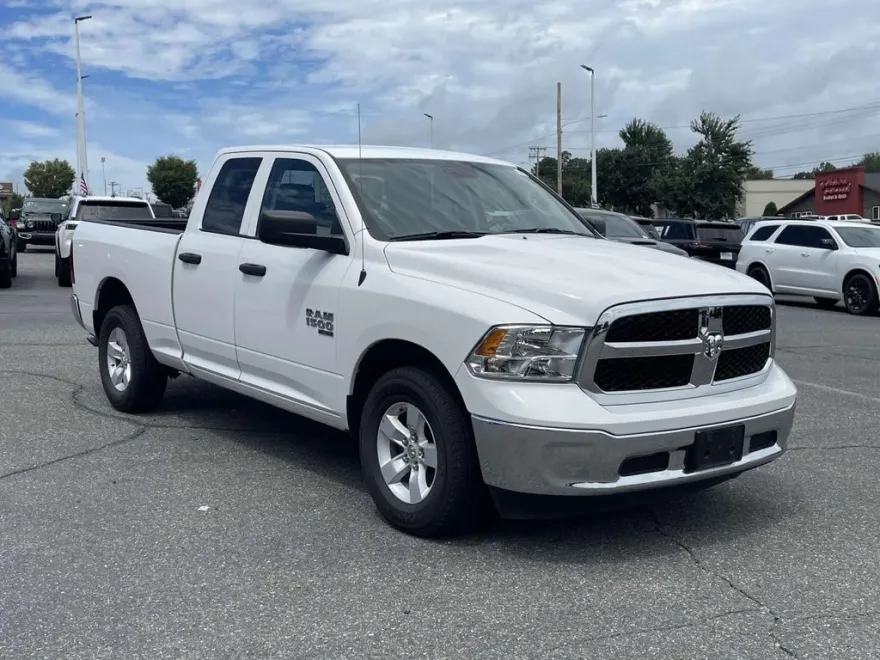 2024 Ram 1500 Classic SLT photo 1