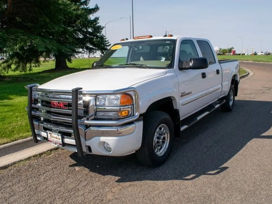 2005 Gmc Sierra SLT photo 1