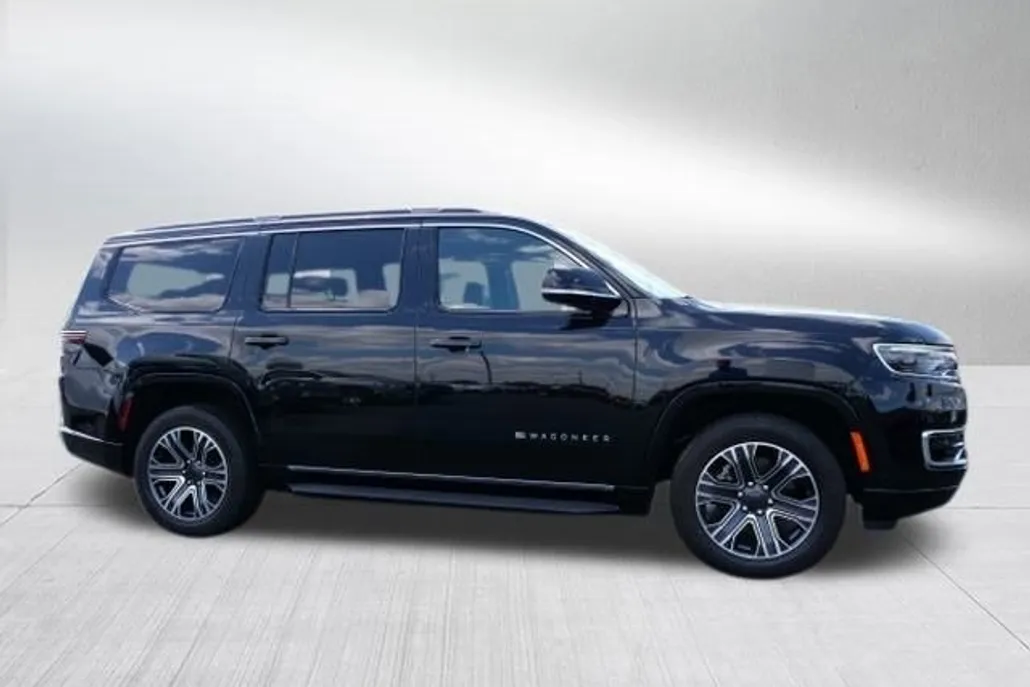 2023 Jeep Wagoneer Series II photo 1