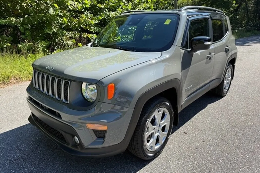 2022 Jeep Renegade Limited photo 1