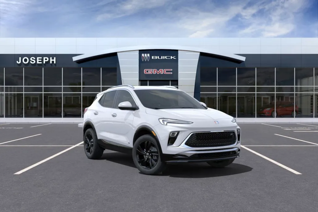 2025 Buick Encore GX Sport Touring photo 1