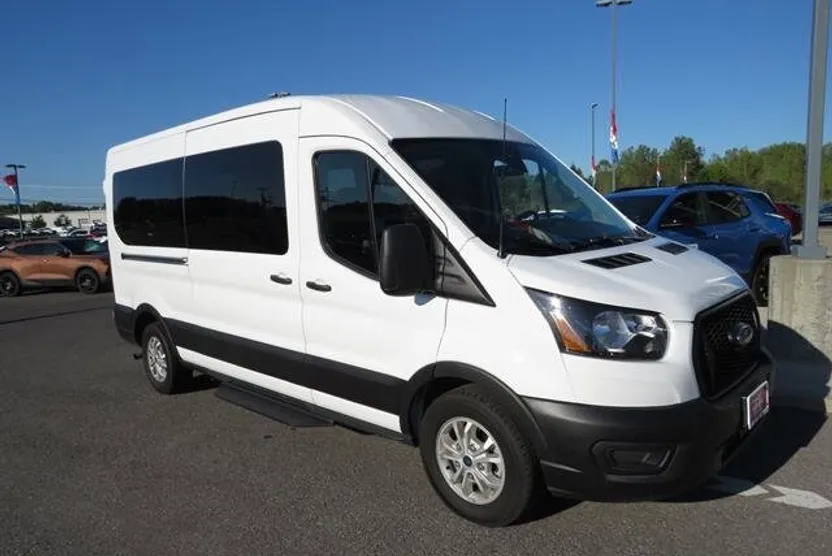 2023 Ford Transit photo 1