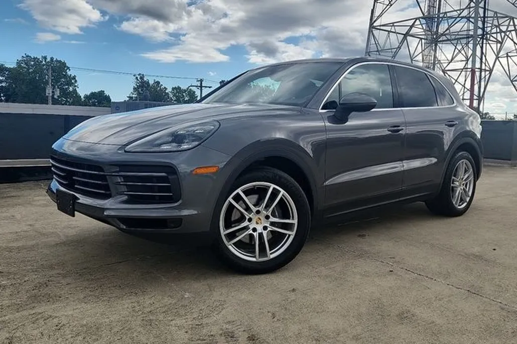 2020 Porsche Cayenne photo 1