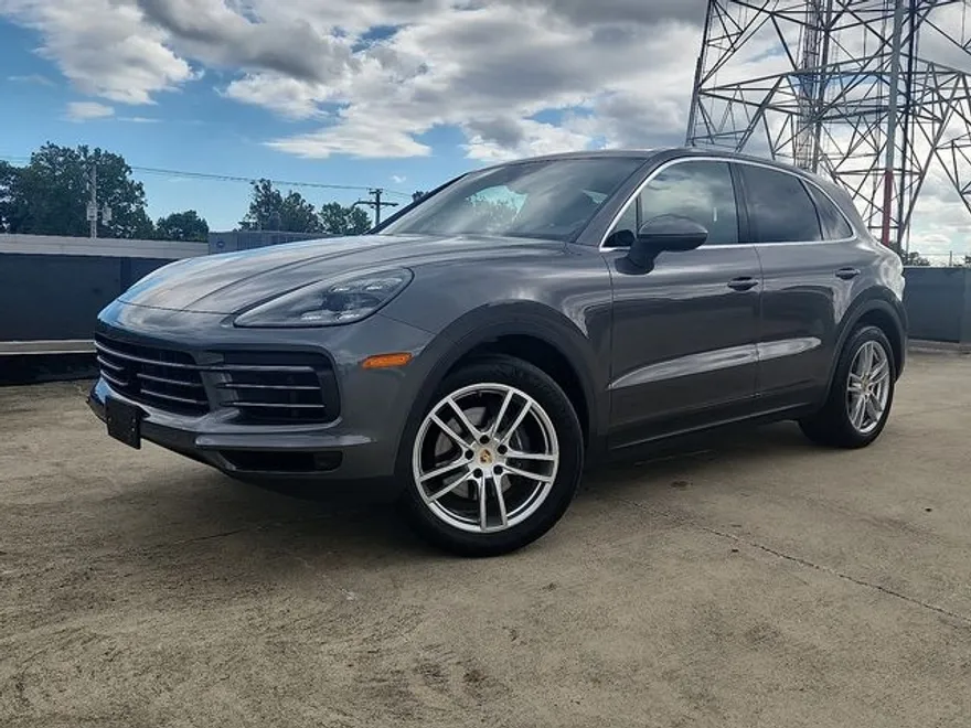 2020 Porsche Cayenne photo 1
