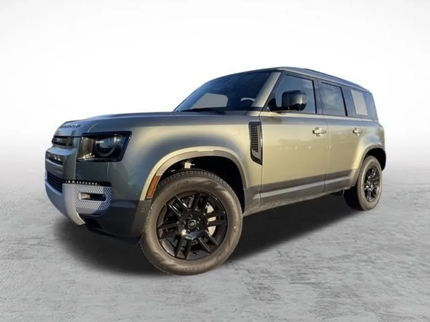 2025 Land Rover Defender 110 S photo 1