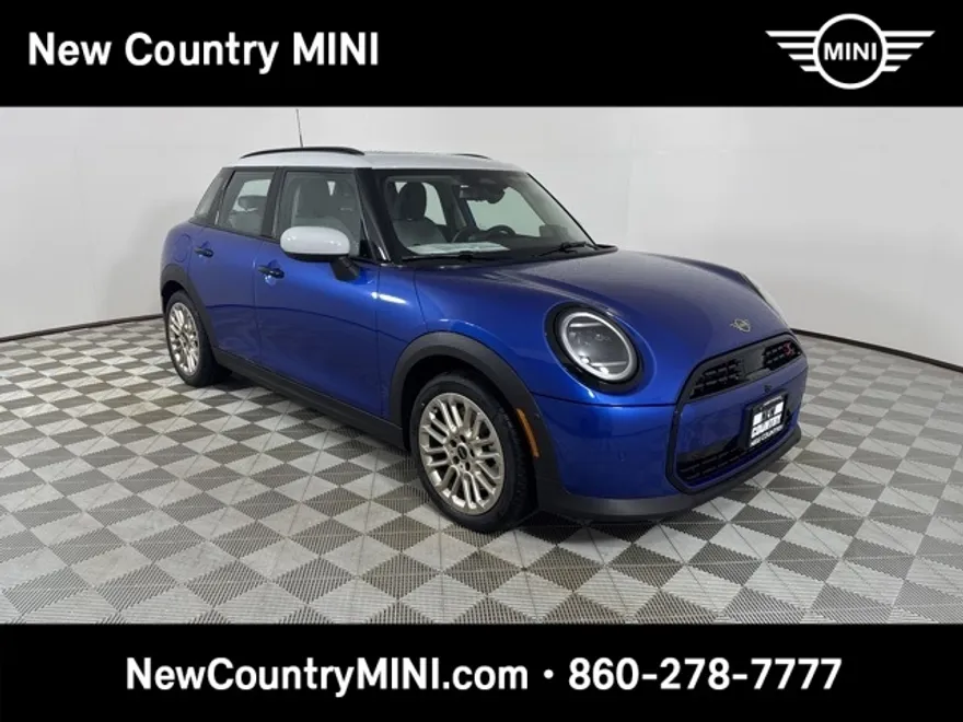 2025 Mini Cooper 4 Door Hardtop Iconic photo 1