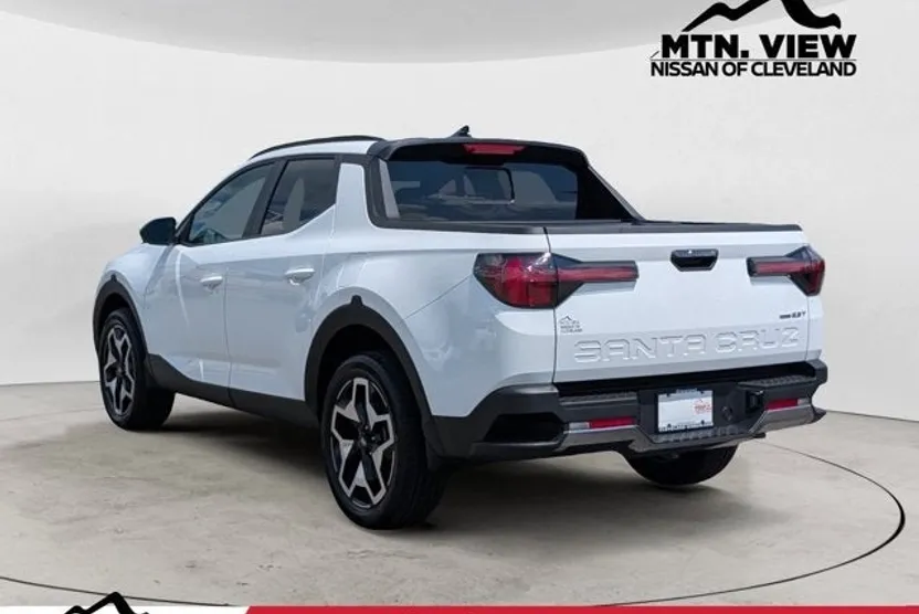2023 Hyundai Santa Cruz Limited photo 1