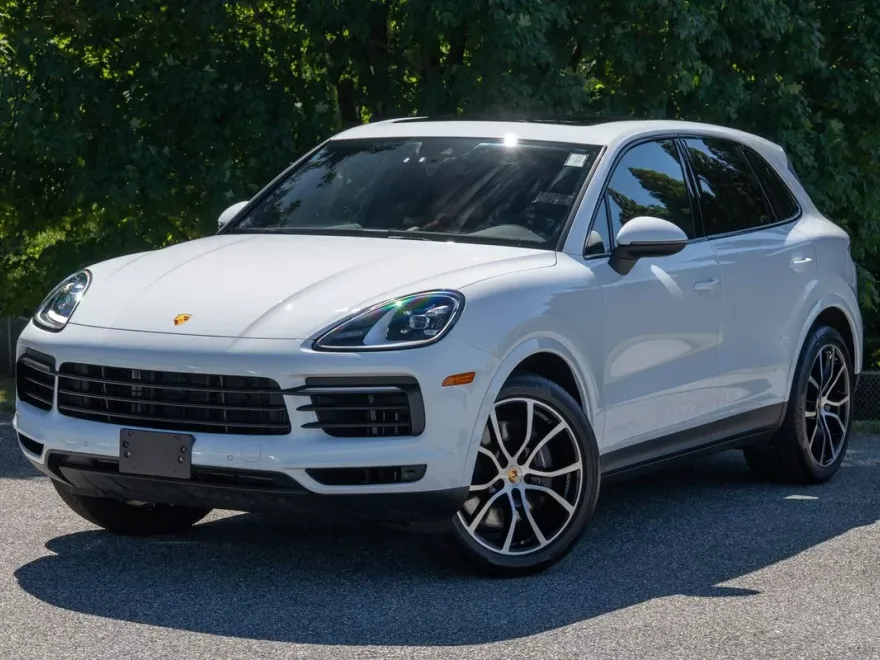 2023 Porsche Cayenne Base photo 1