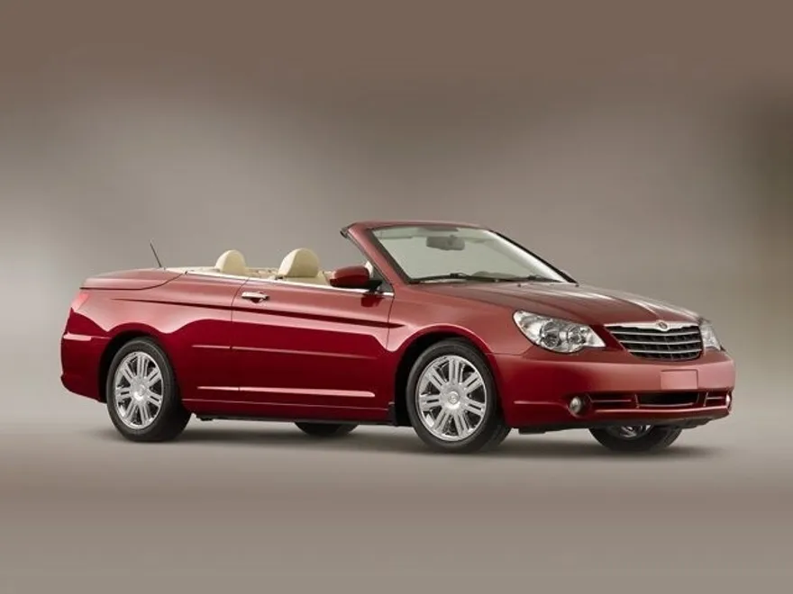 2010 Chrysler Sebring Touring photo 1