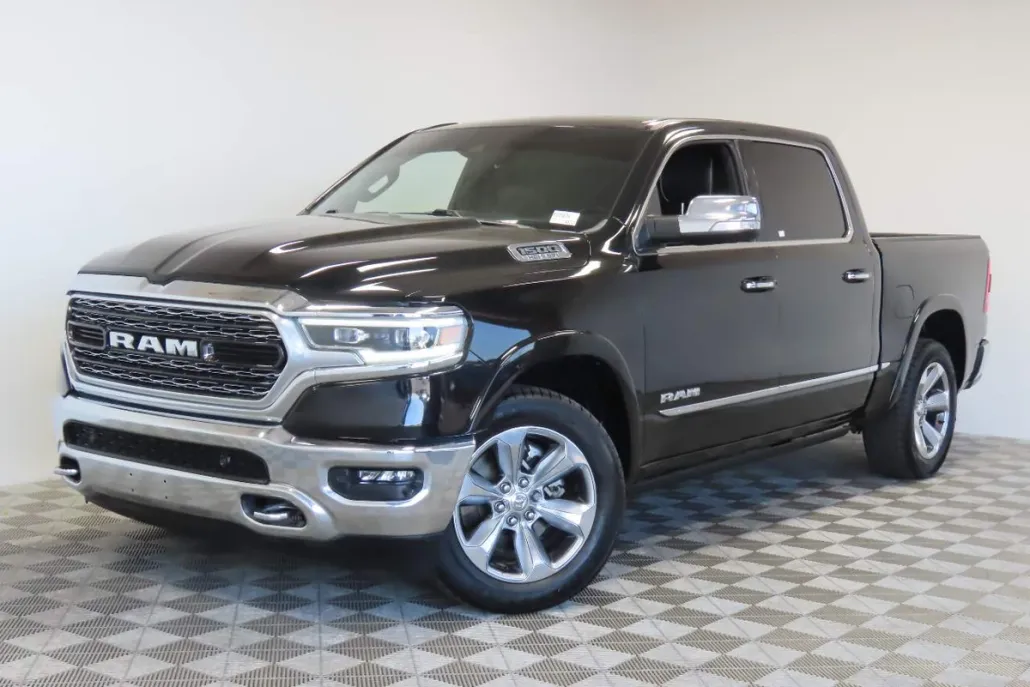 2022 Ram 1500 Limited photo 1