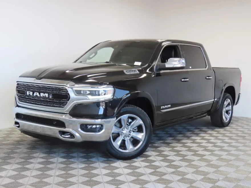 2022 Ram 1500 Limited photo 1