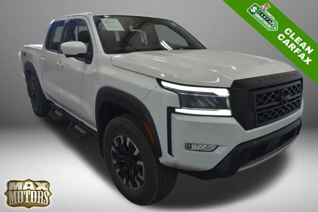2022 Nissan Frontier PRO-4X photo 1