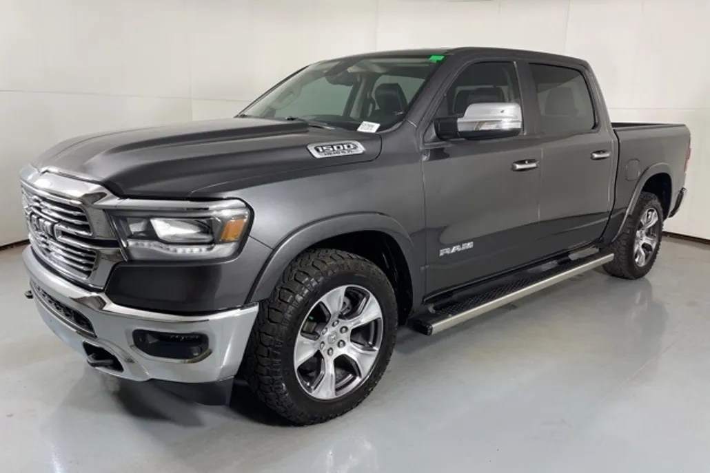 2019 Ram 1500 Laramie photo 1