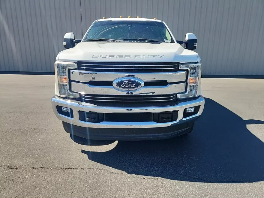 2017 Ford F-350 photo 1