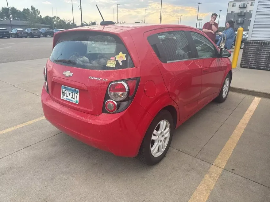 2015 Chevrolet Sonic LT photo 1