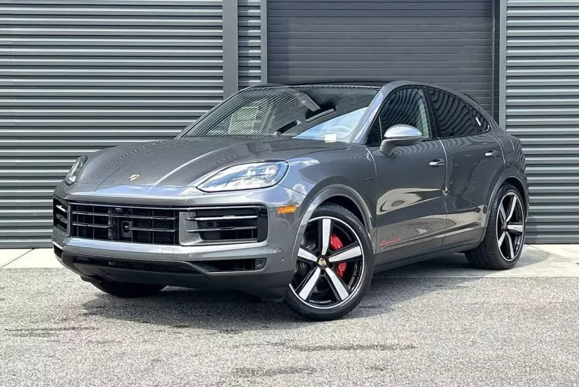 2025 Porsche Cayenne E-Hybrid Coupe photo 1