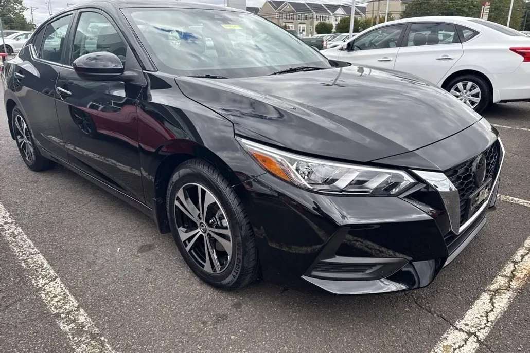 2023 Nissan Sentra SV photo 1