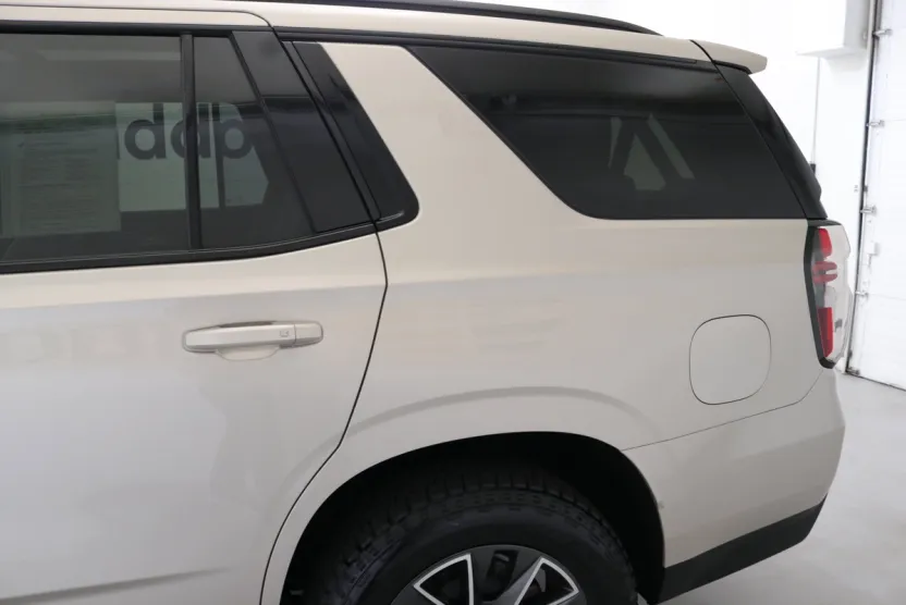 2023 Chevrolet Tahoe Z71 photo 1
