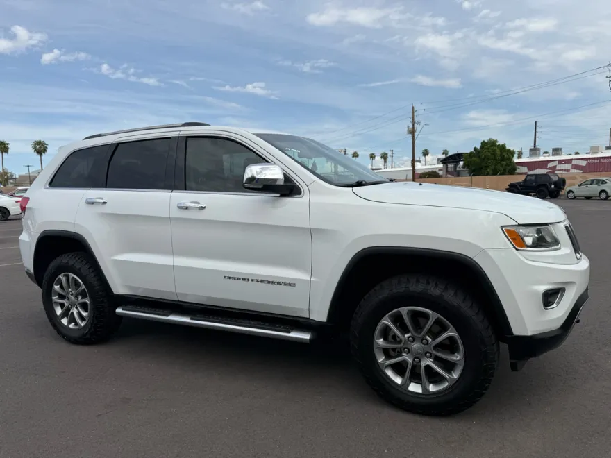 2015 Jeep Grand Cherokee Limited photo 1